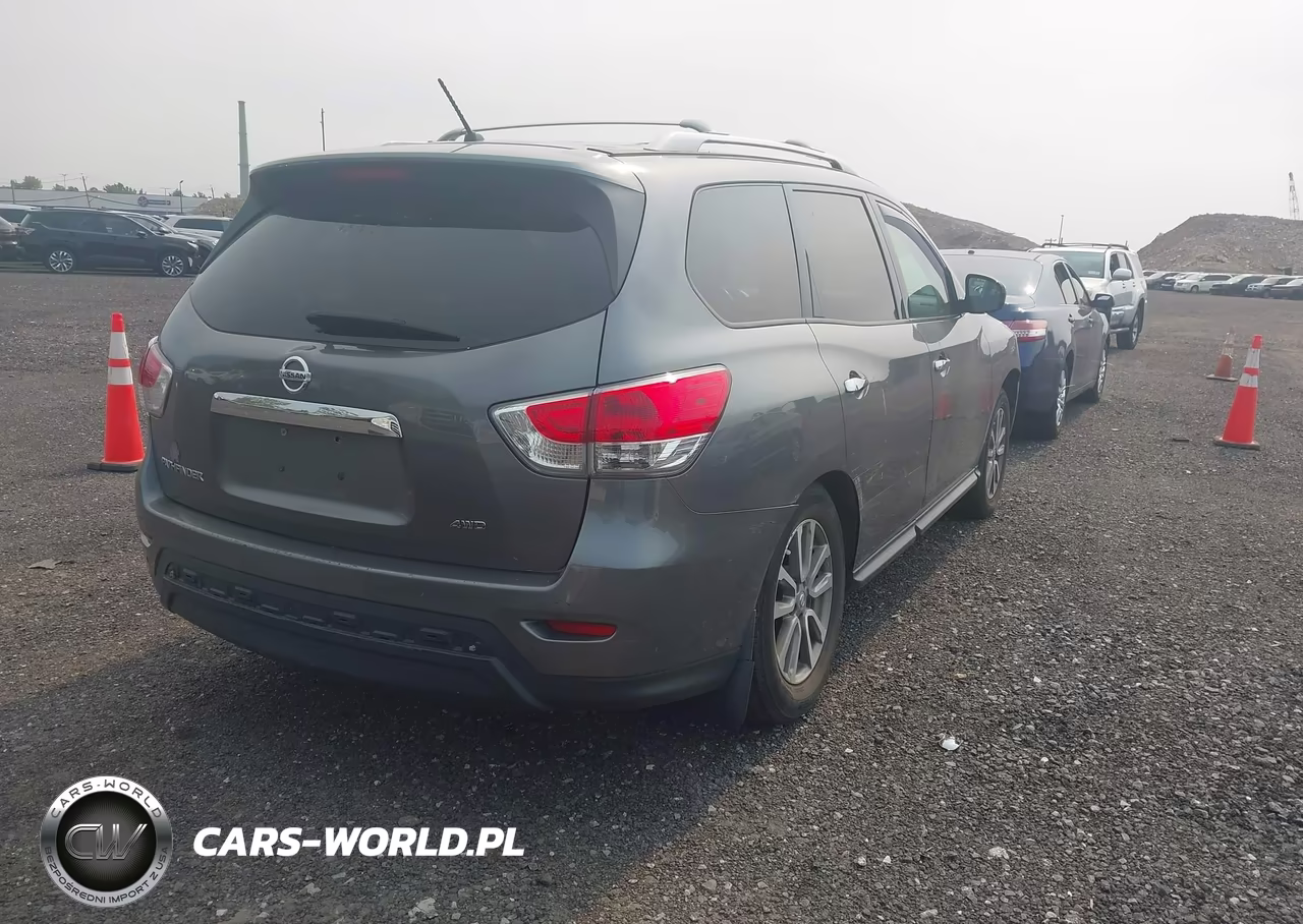 2015 Nissan Pathfinder S VIN:5N1AR2MMXFC695772 - 4