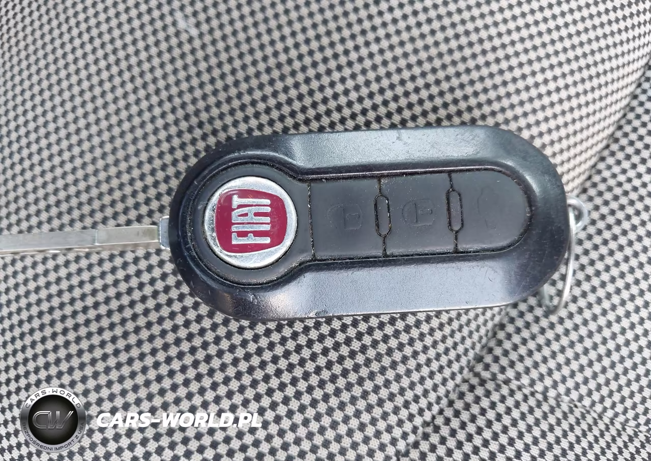 2012 Fiat 500C Lounge VIN:3C3CFFERXCT118820 - 11
