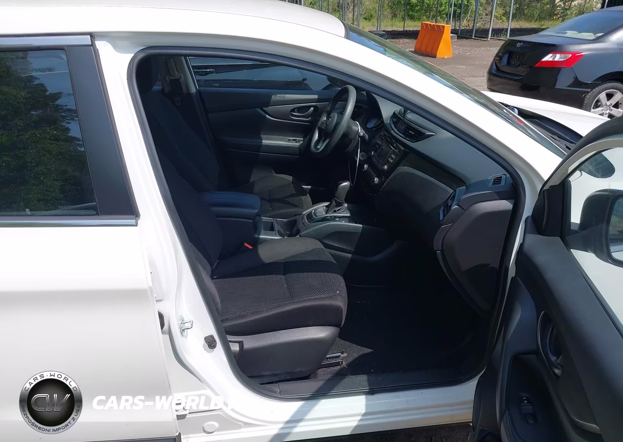 2017 Nissan Rogue Sport S VIN:JN1BJ1CRXHW102696 - 5