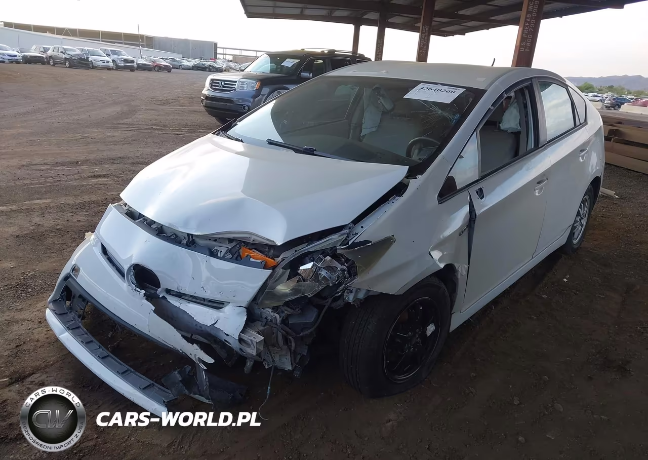 2015 Toyota Prius Two VIN:JTDKN3DU2F0459709 - 2