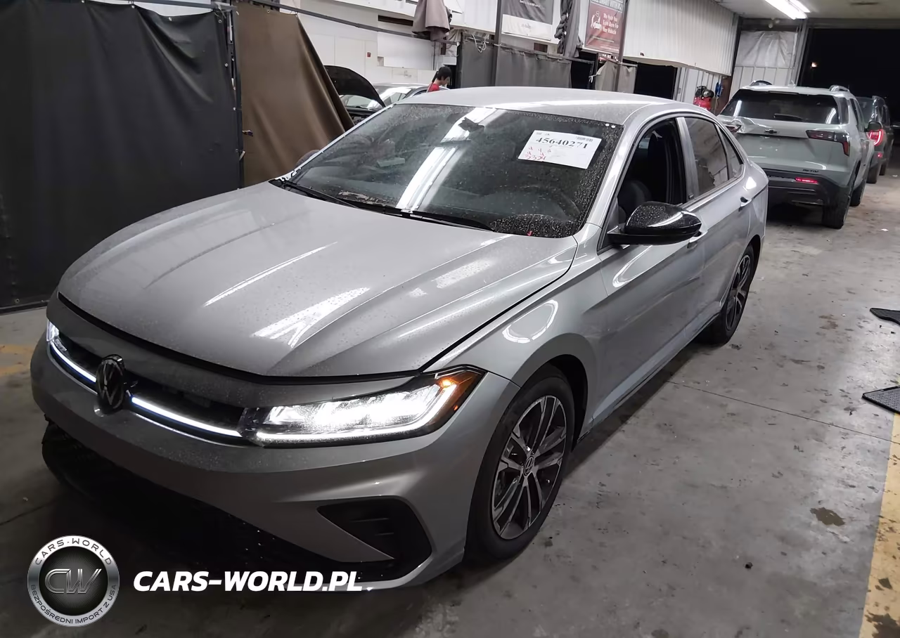 2026 Volkswagen Jetta Sport VIN:3VWBW7BUXTM027320 - 2