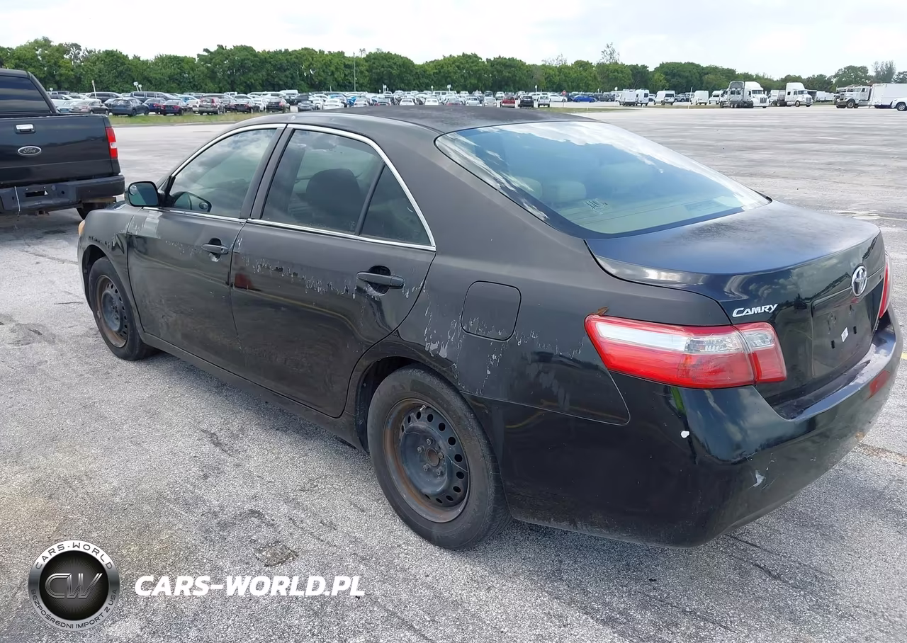 2007 Toyota Camry Le VIN:JTNBE46K073007187 - 3