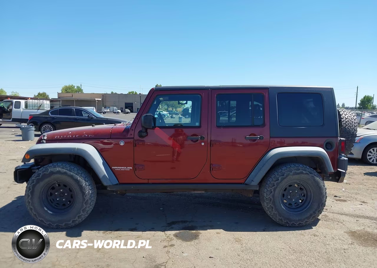 2010 Jeep Wrangler Unlimited Rubicon VIN:1J4HA6H13AL233364 - 15
