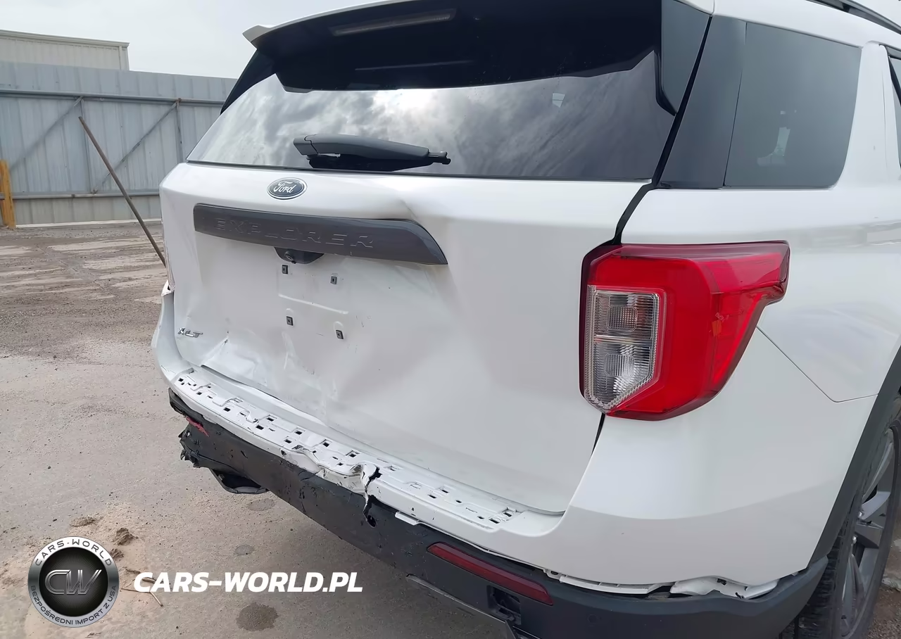 2022 Ford Explorer Xlt VIN:1FMSK7DH2NGC49096 - 6
