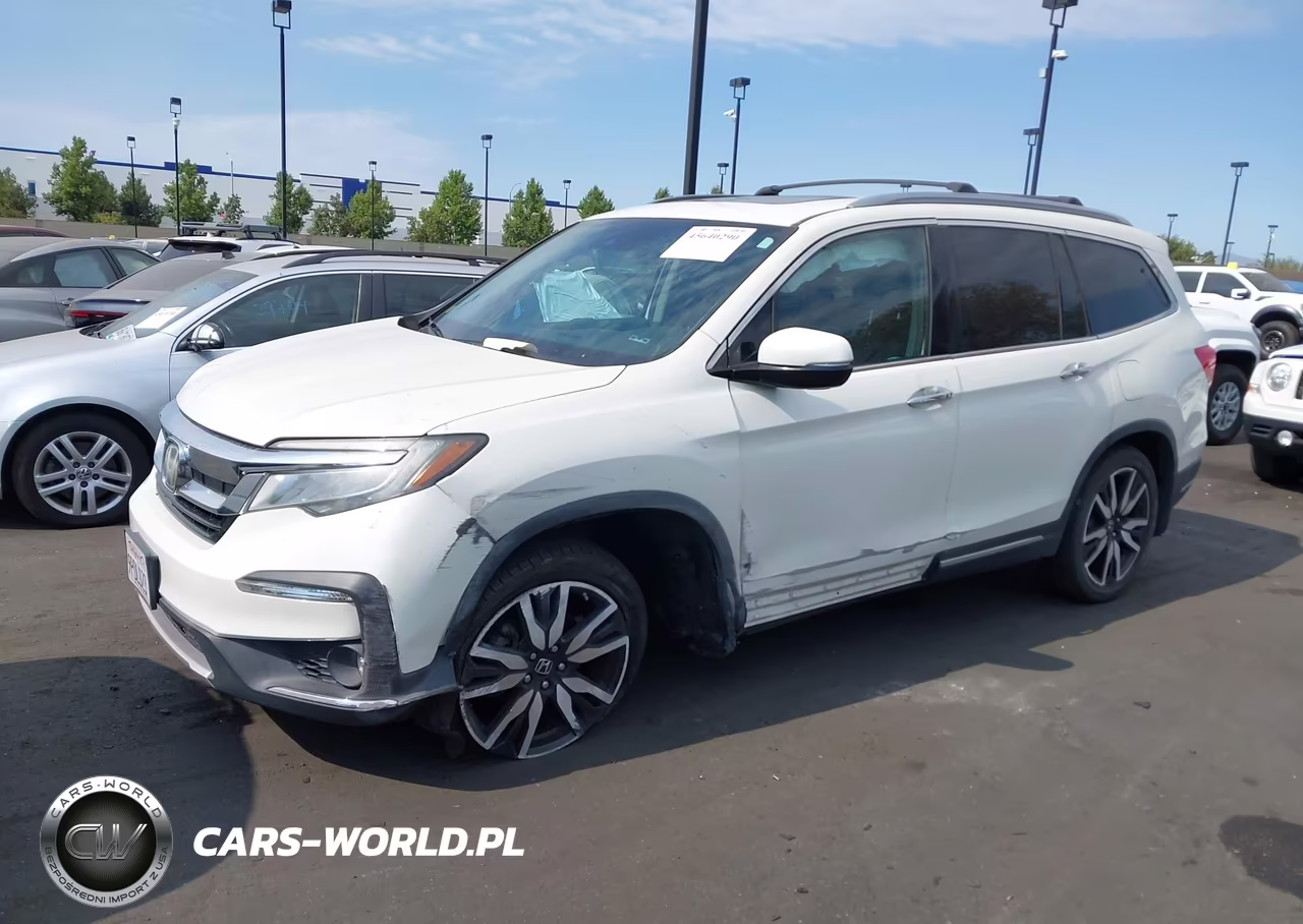 2019 Honda Pilot Touring VIN:5FNYF5H62KB020729 - 6