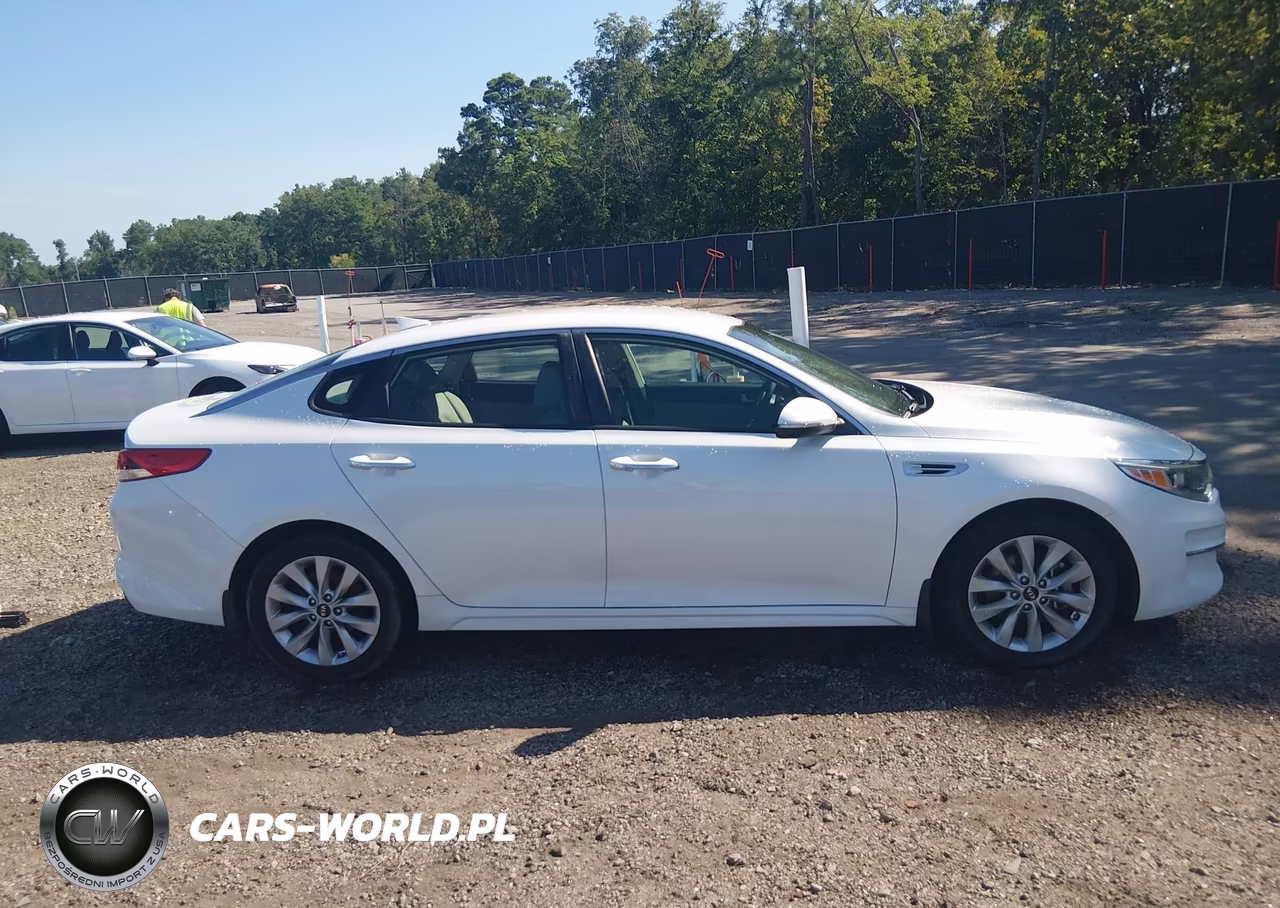2018 Kia Optima Lx VIN:5XXGT4L35JG253592 - 13