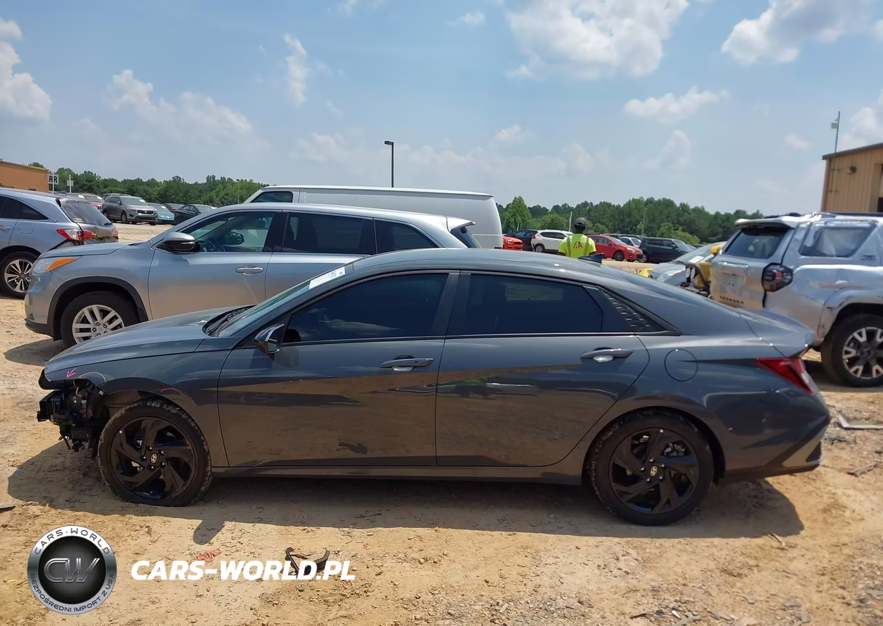 2026 Hyundai Elantra Sel Sport VIN:KMHLM4DG3TU200332 - 14