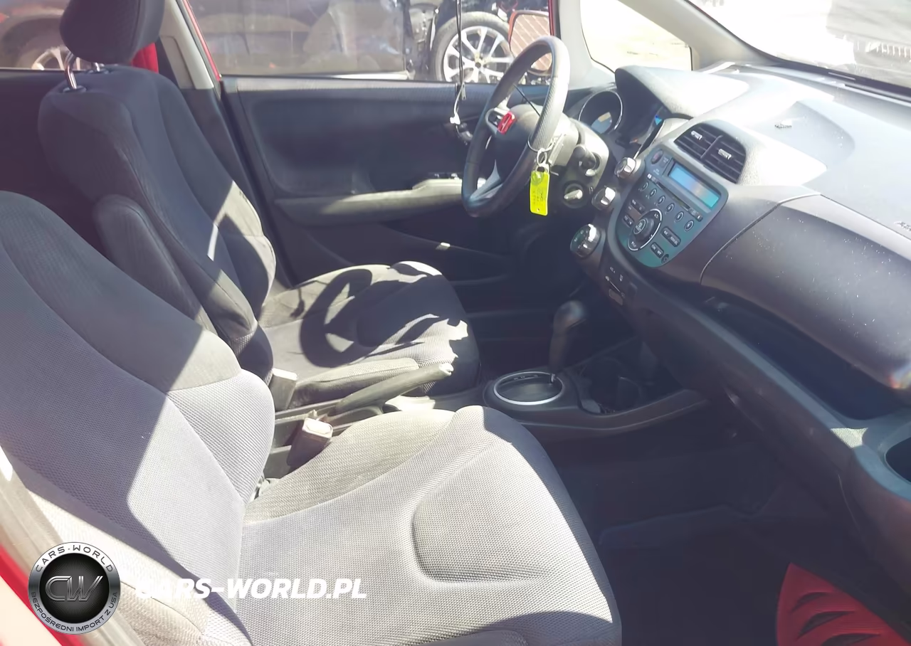 2012 Honda Fit Sport VIN:JHMGE8H5XCC009661 - 5