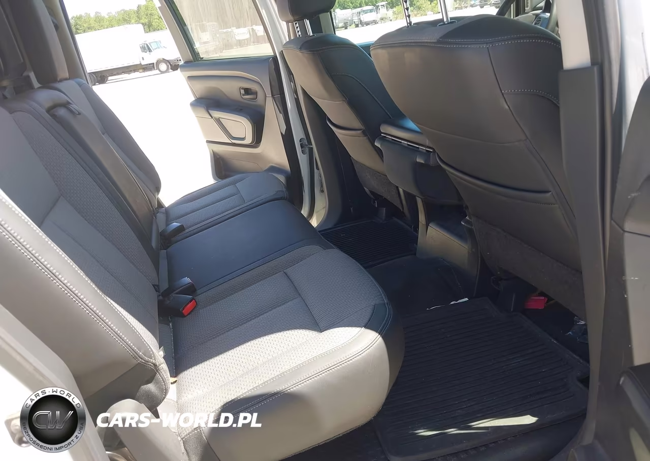 2018 Nissan Titan S VIN:1N6AA1EJXJN508261 - 8