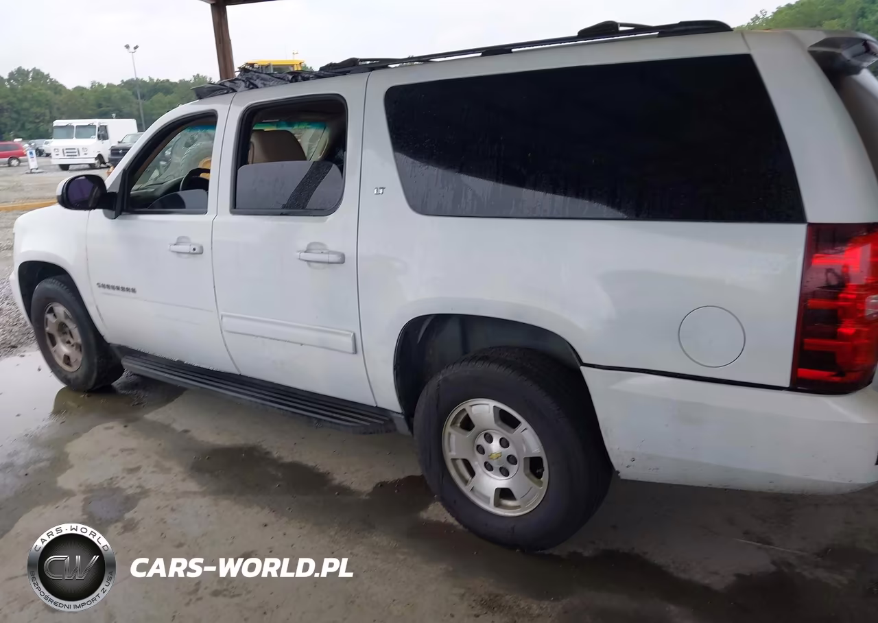 2014 Chevrolet Suburban Lt VIN:1GNSCJE02ER238084 - 13