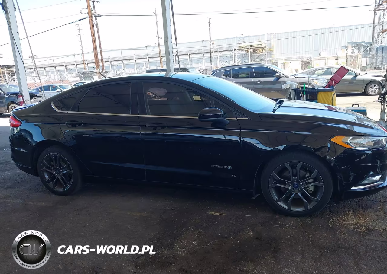 2018 Ford Fusion Hybrid Se VIN:3FA6P0LU0JR177031 - 13