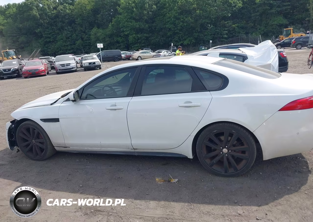 2016 Jaguar Xf S VIN:SAJBM4BV5GCY05791 - 15