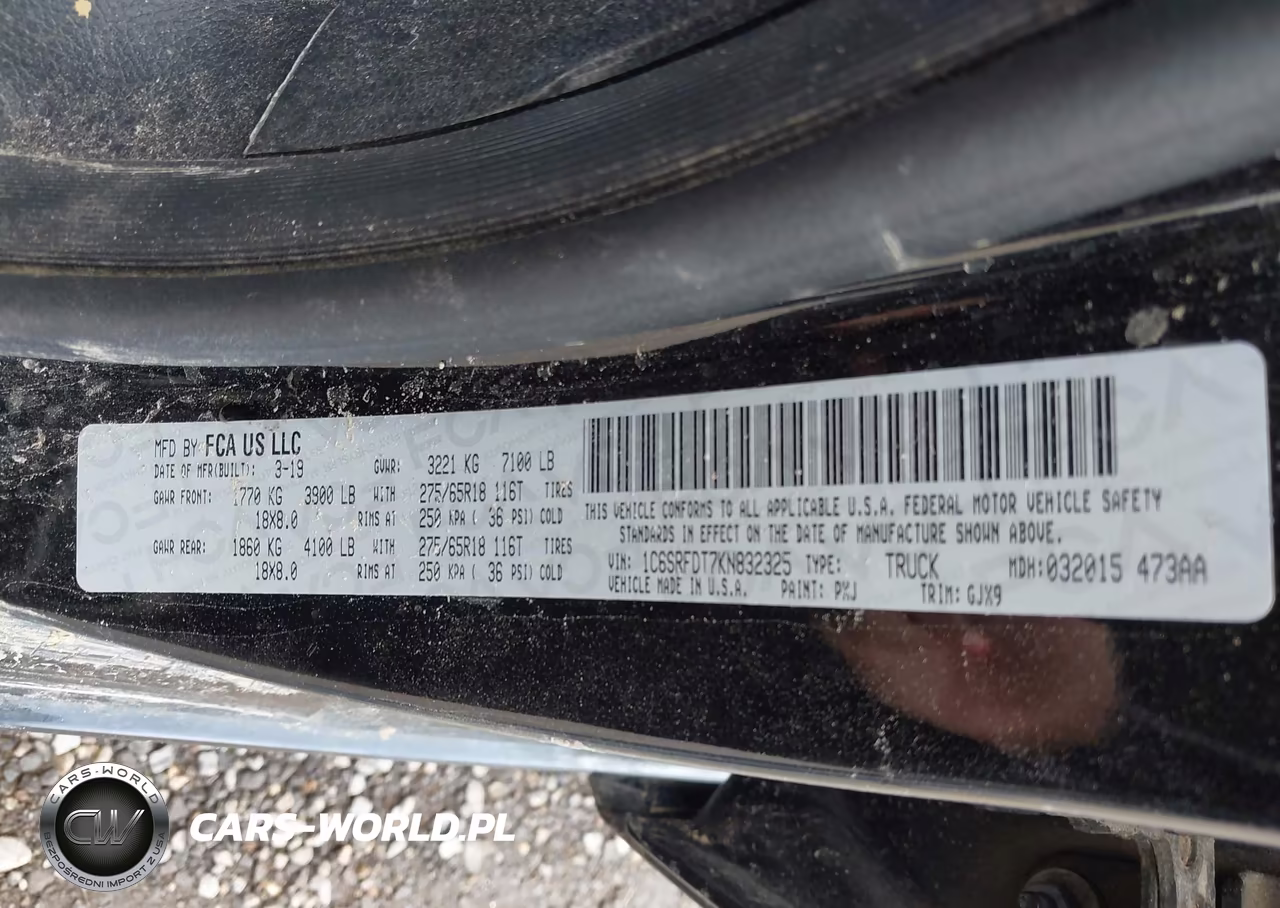 2019 Ram 1500 VIN:1C6SRFDT7KN832325 - 9