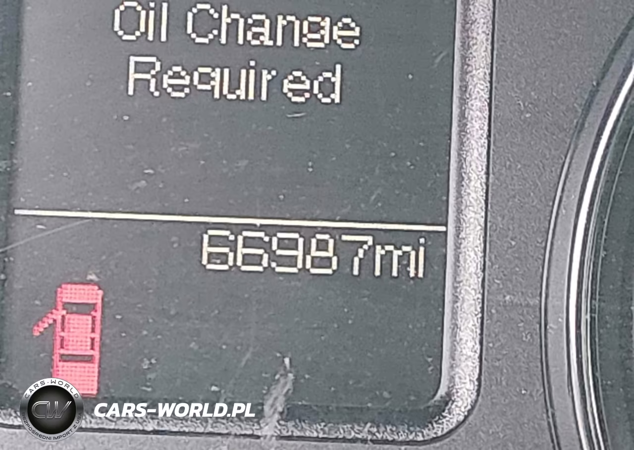 2018 Ram 3500 VIN:3C63R3AT7JG387003 - 17