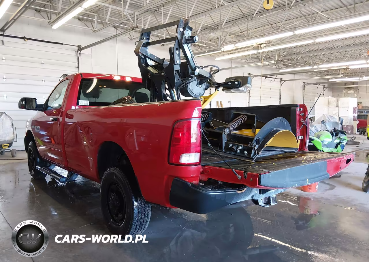 2018 Ram 3500 VIN:3C63R3AT7JG387003 - 3