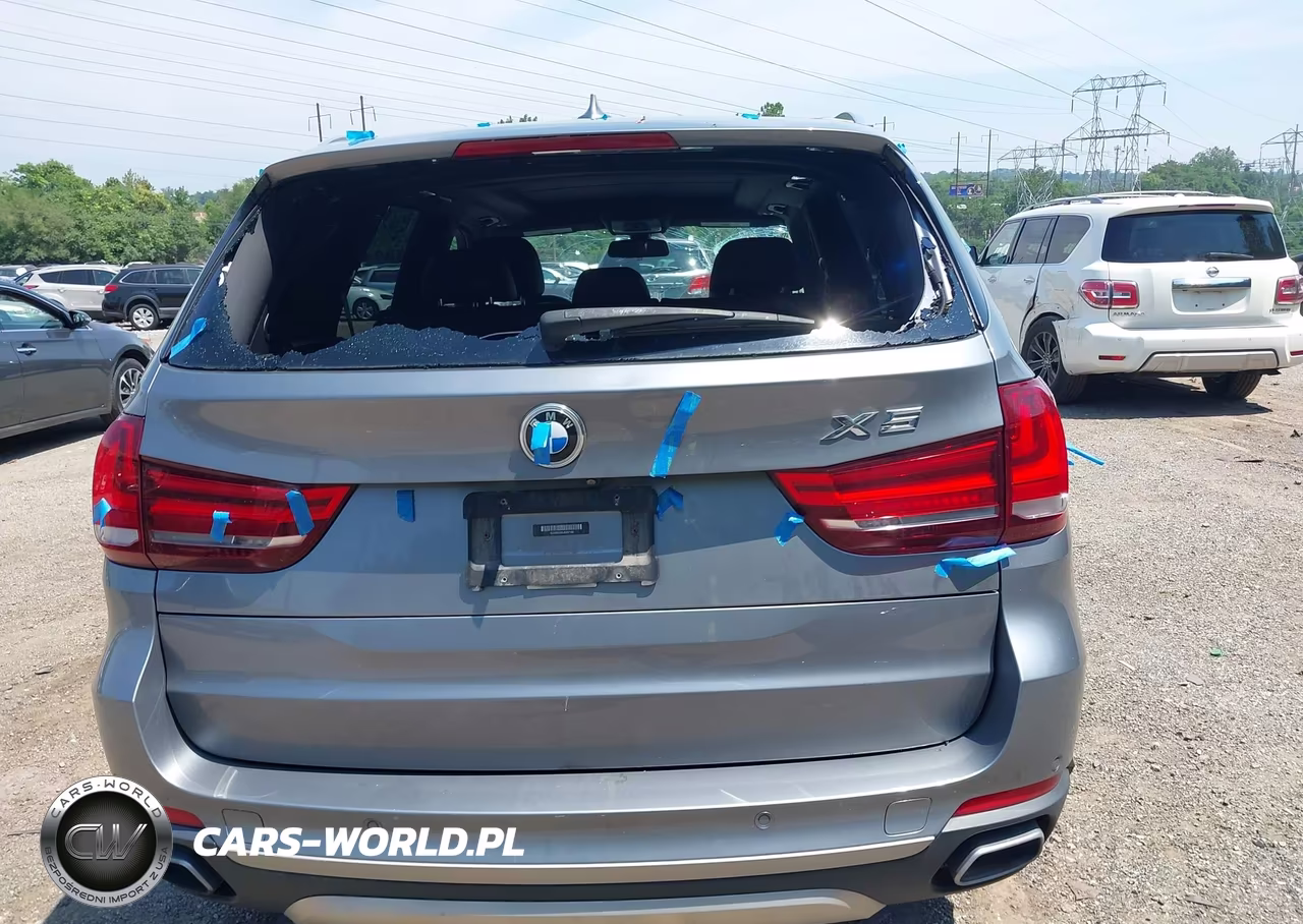 2018 BMW X5 xDrive35I VIN:5UXKR0C55J0X92166 - 17
