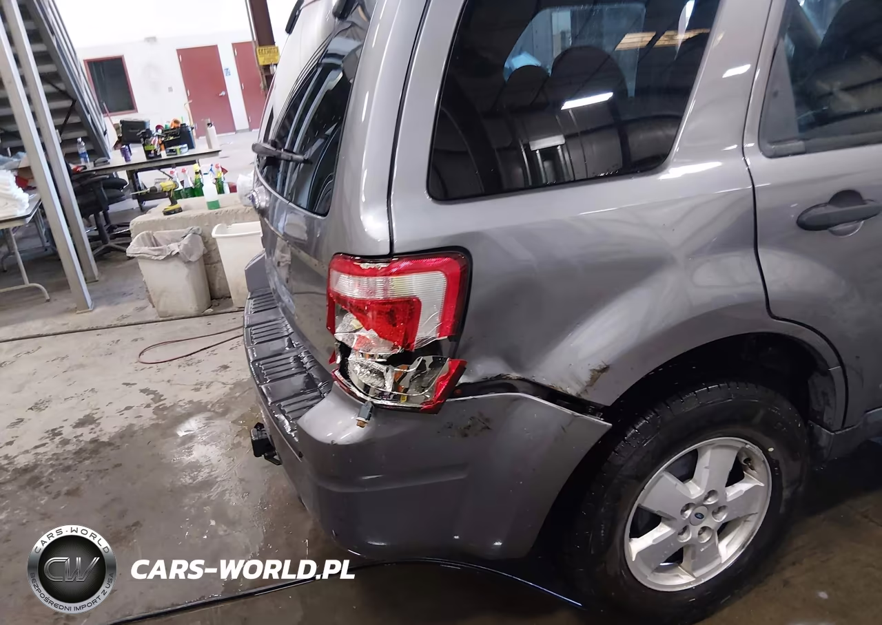 2008 Ford Escape Xlt VIN:1FMCU03Z58KE48371 - 18