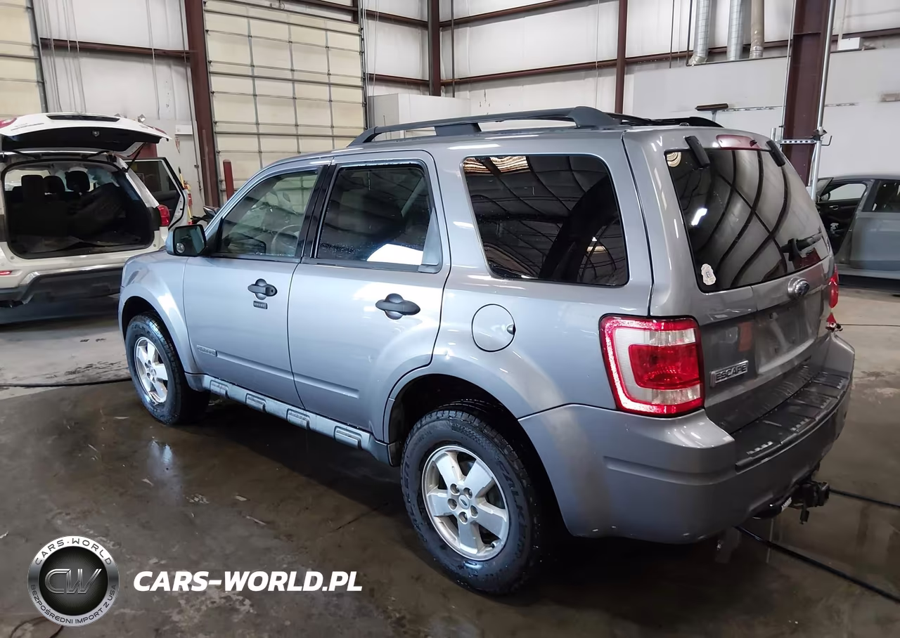 2008 Ford Escape Xlt VIN:1FMCU03Z58KE48371 - 3