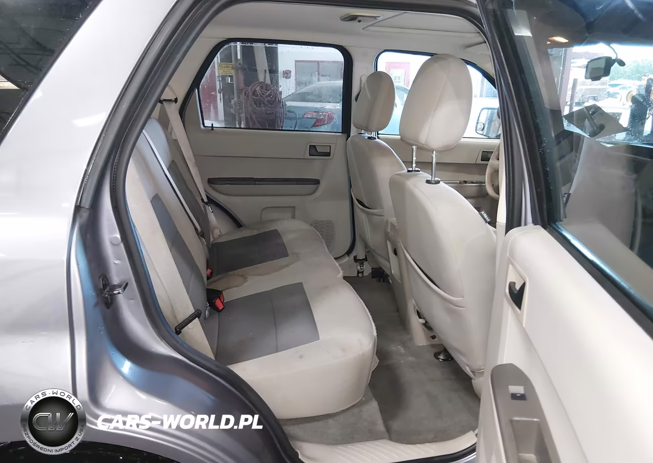 2008 Ford Escape Xlt VIN:1FMCU03Z58KE48371 - 8