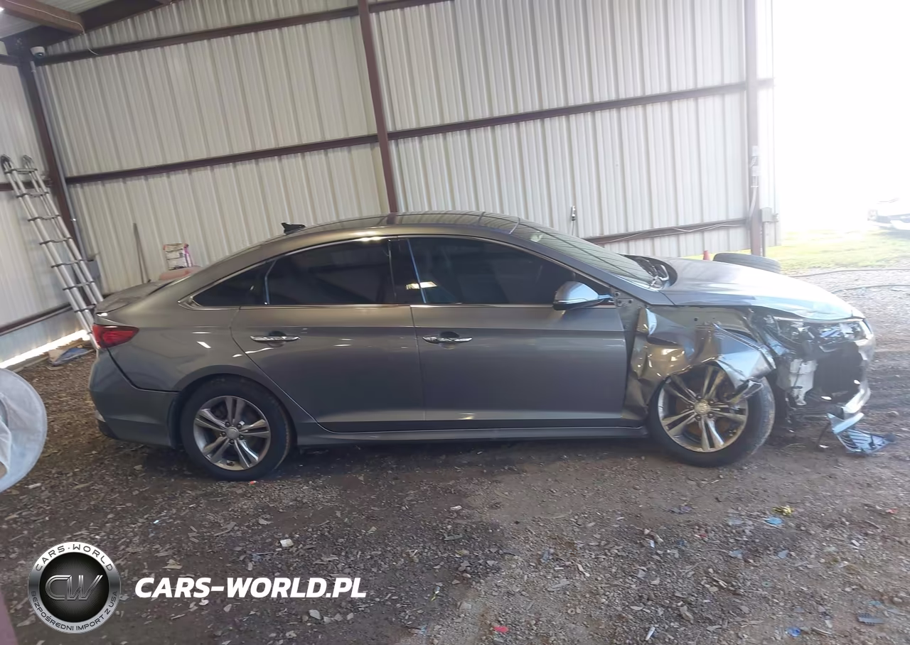 2018 Hyundai Sonata Limited VIN:5NPE34AF9JH703270 - 13