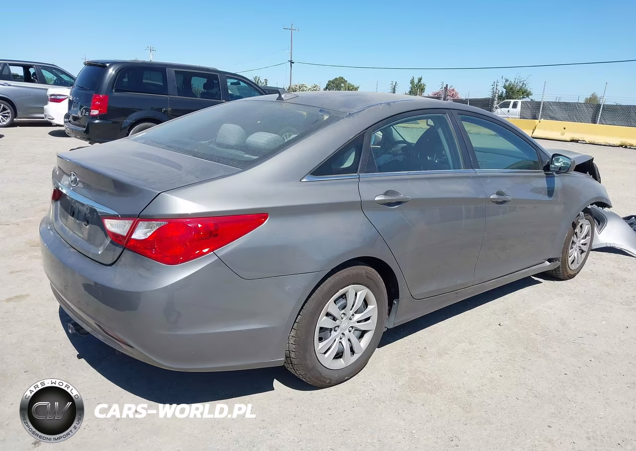 2013 Hyundai Sonata Gls VIN:5NPEB4AC5DH544504 - 4
