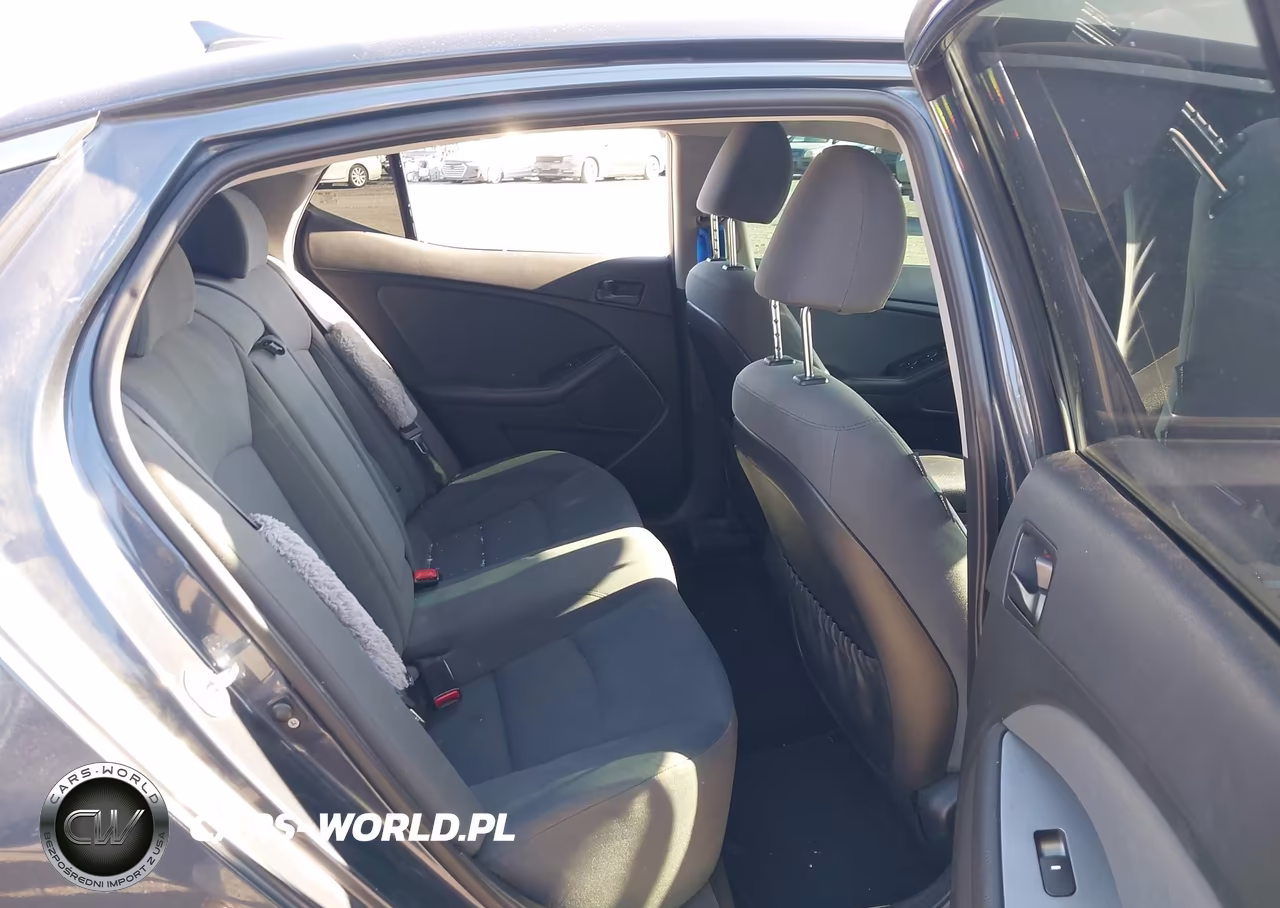 2015 Kia Optima Lx VIN:KNAGM4A79F5615967 - 8