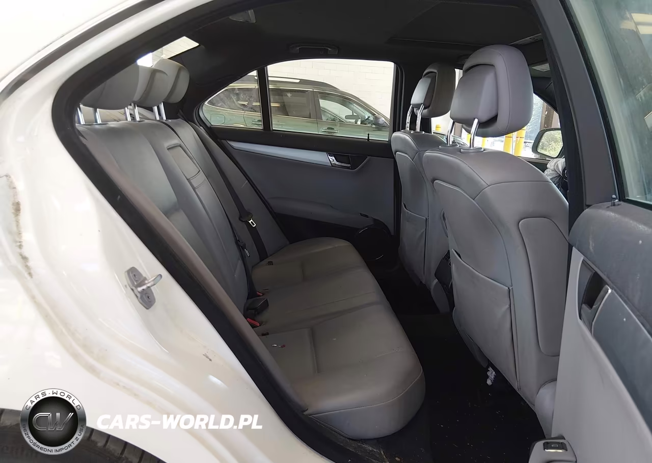 2008 Mercedes-Benz C 300 Luxury-Sport VIN:WDDGF54X18F072406 - 8