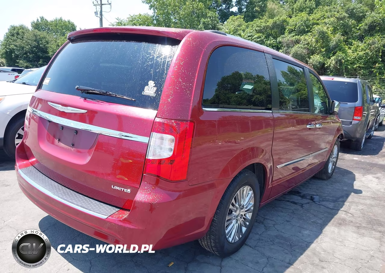 2011 Chrysler Town & Country Limited VIN:2A4RR6DG3BR749403 - 4