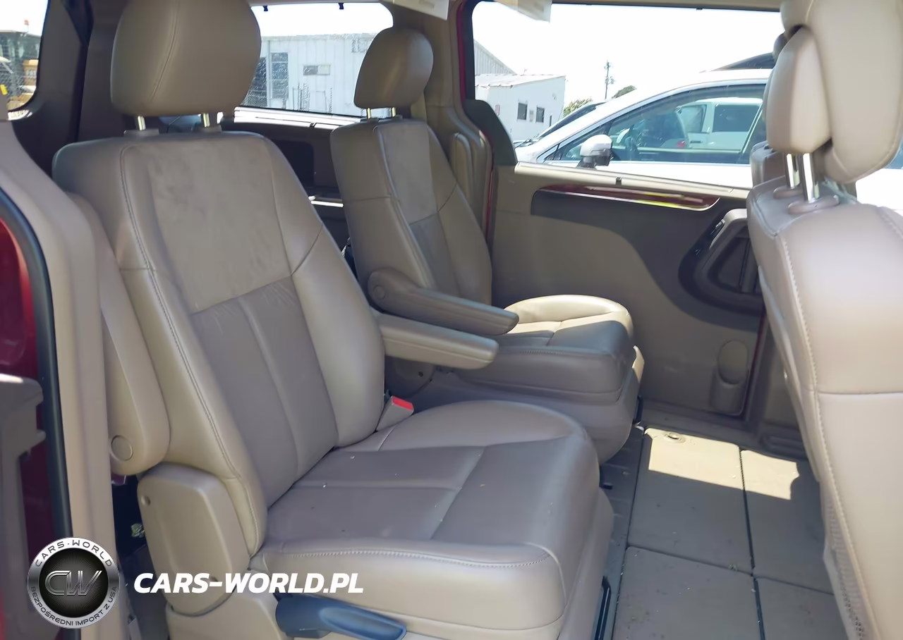 2011 Chrysler Town & Country Limited VIN:2A4RR6DG3BR749403 - 8