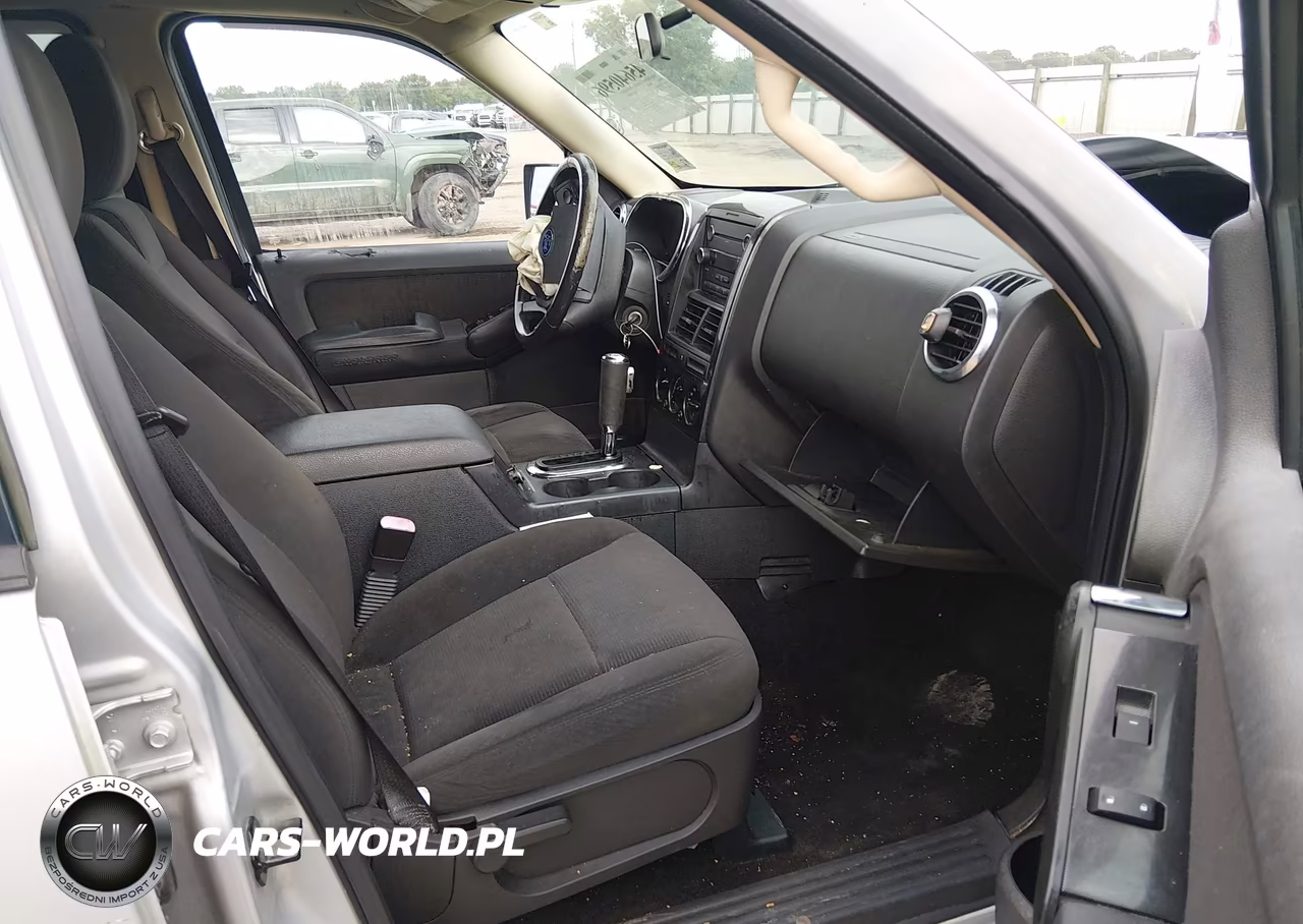 2010 Ford Explorer Xlt VIN:1FMEU6DE9AUA79502 - 5