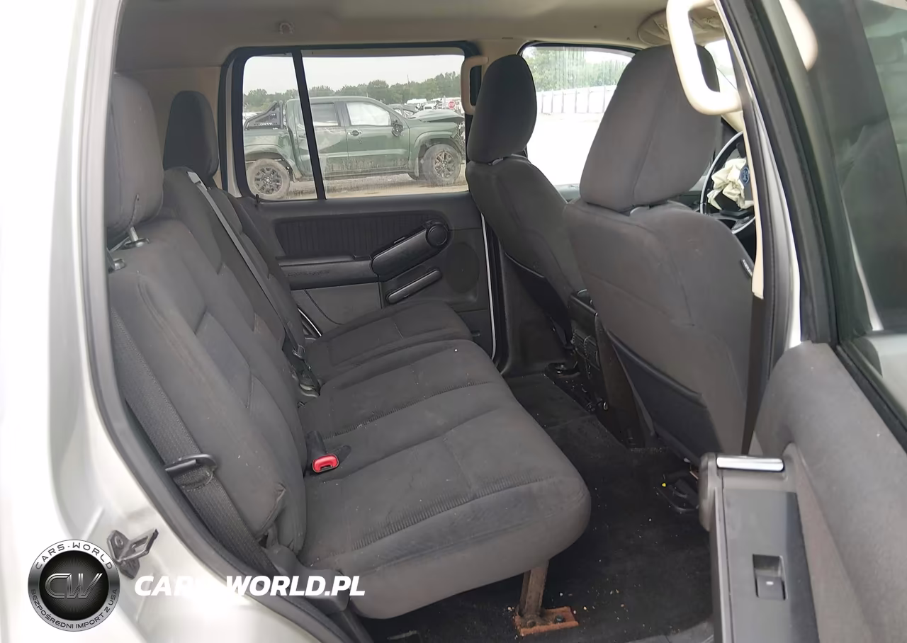 2010 Ford Explorer Xlt VIN:1FMEU6DE9AUA79502 - 8