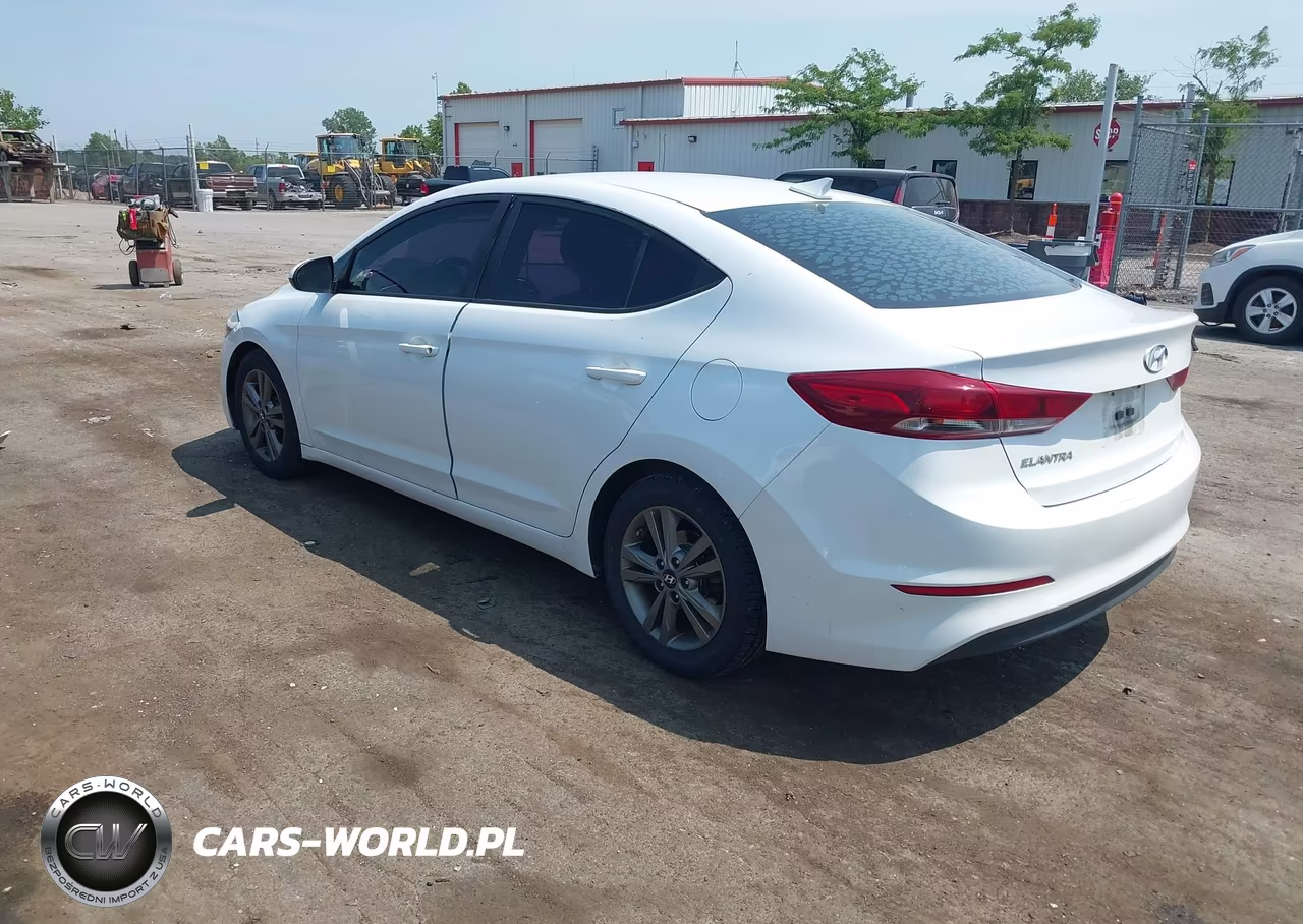2018 Hyundai Elantra Sel VIN:5NPD84LF8JH228706 - 3