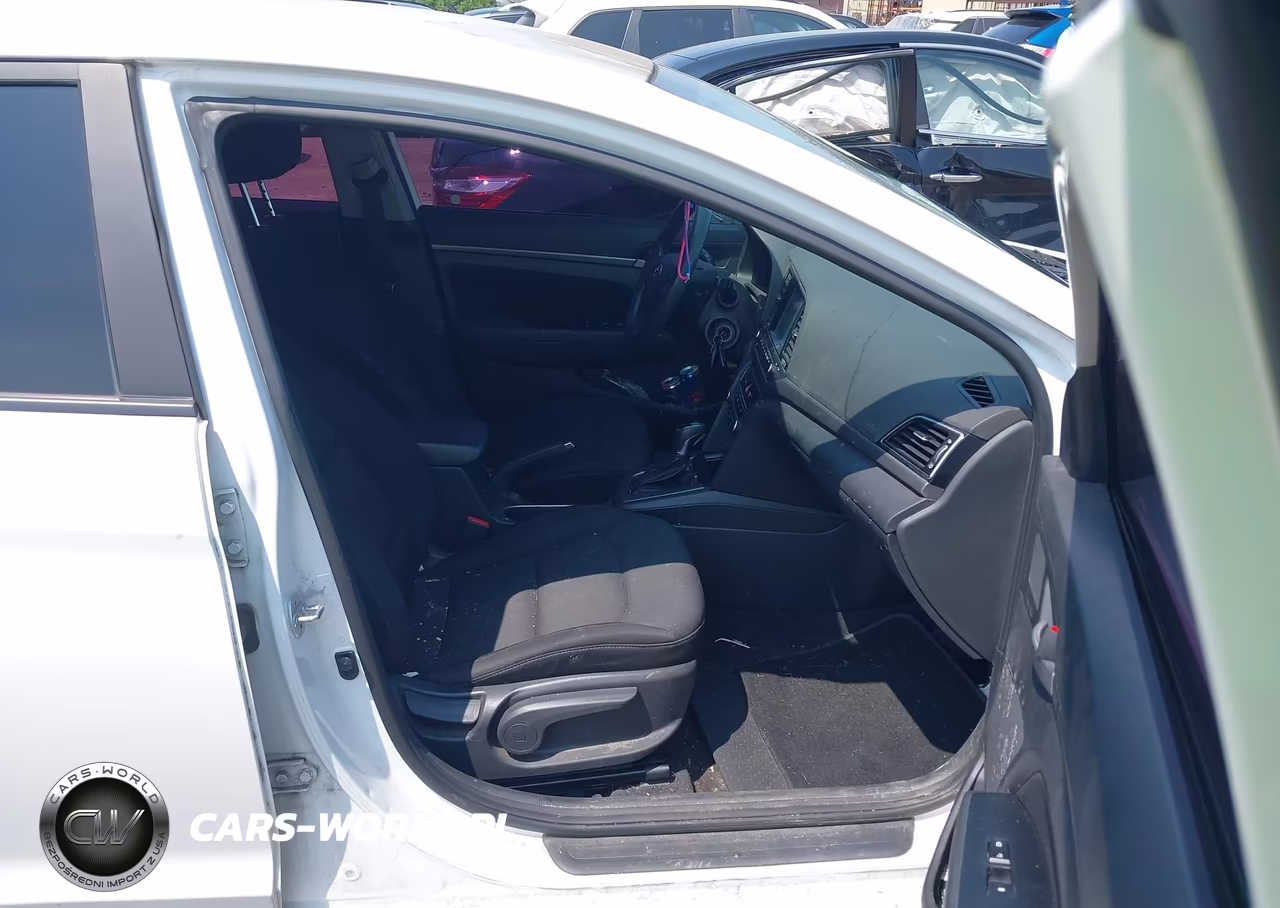 2018 Hyundai Elantra Sel VIN:5NPD84LF8JH228706 - 5