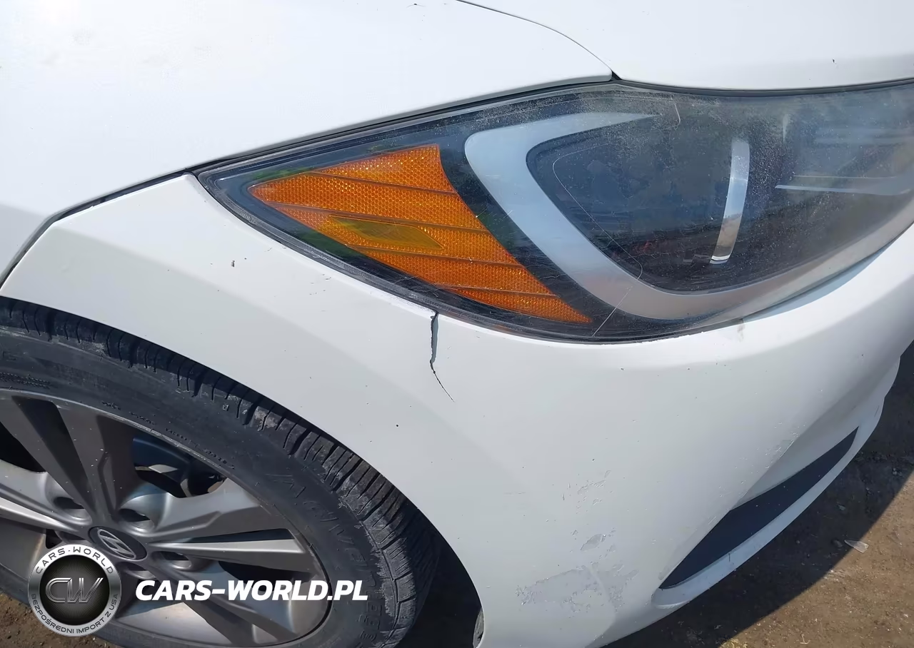 2018 Hyundai Elantra Sel VIN:5NPD84LF8JH228706 - 6