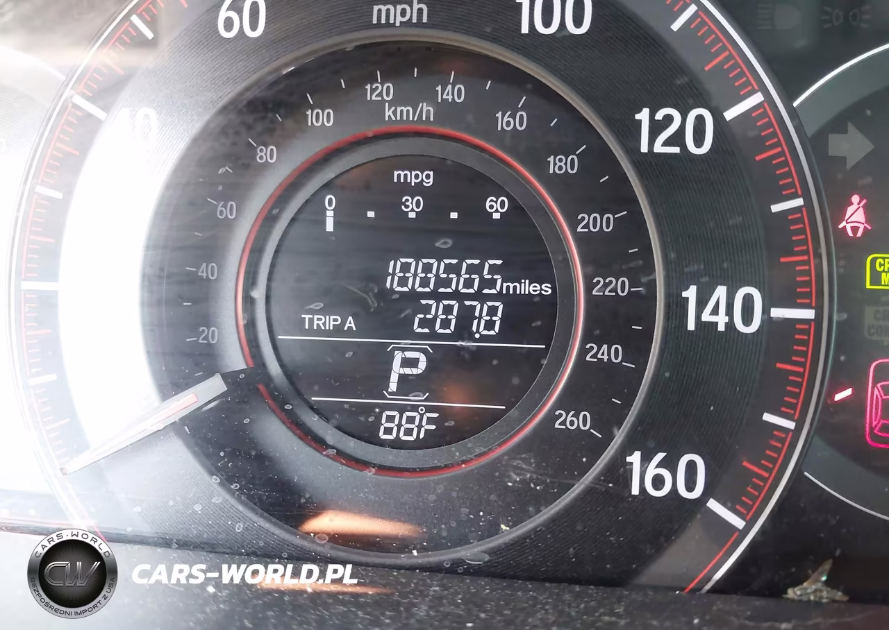 2017 Honda Accord Sport VIN:1HGCR2F55HA128193 - 16