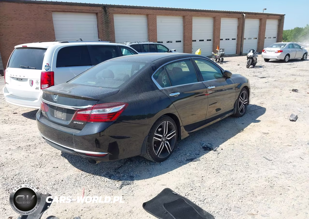 2017 Honda Accord Sport VIN:1HGCR2F55HA128193 - 4