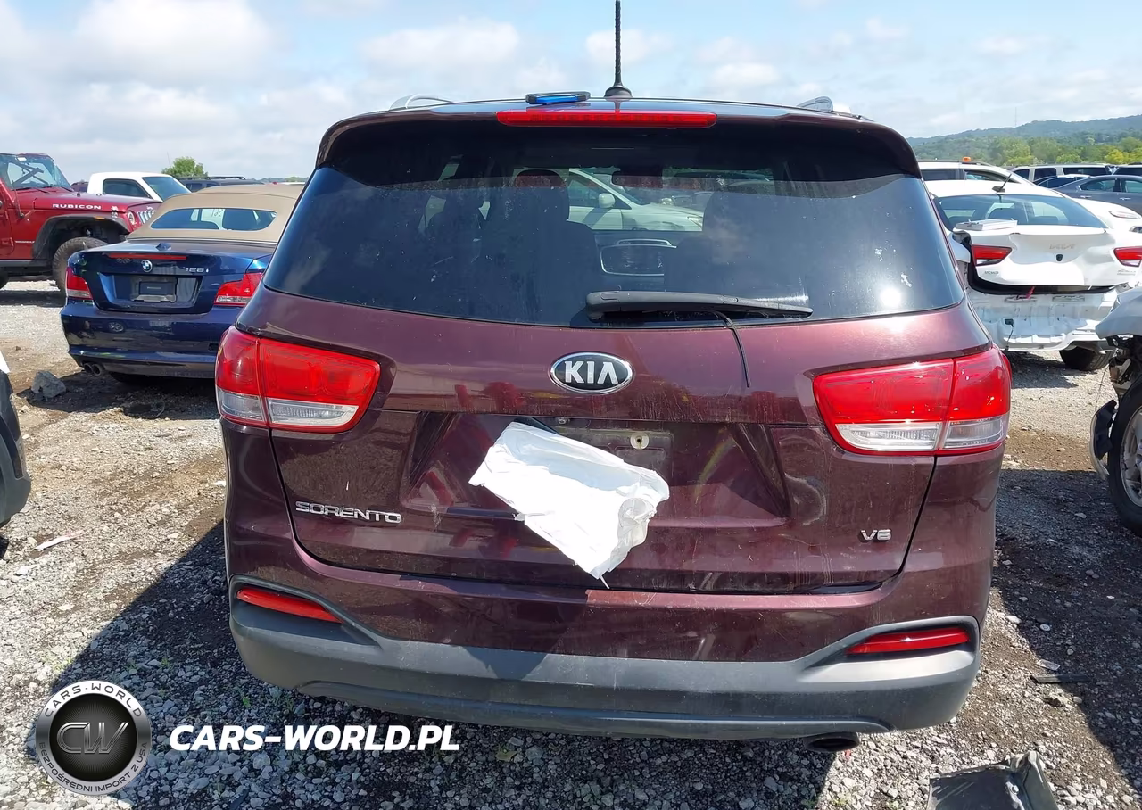 2018 Kia Sorento 3.3L Lx VIN:5XYPGDA57JG407773 - 17