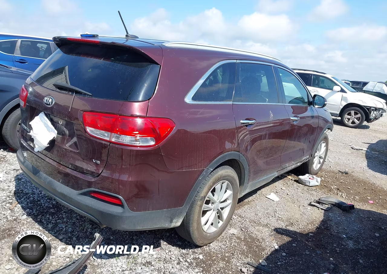 2018 Kia Sorento 3.3L Lx VIN:5XYPGDA57JG407773 - 4