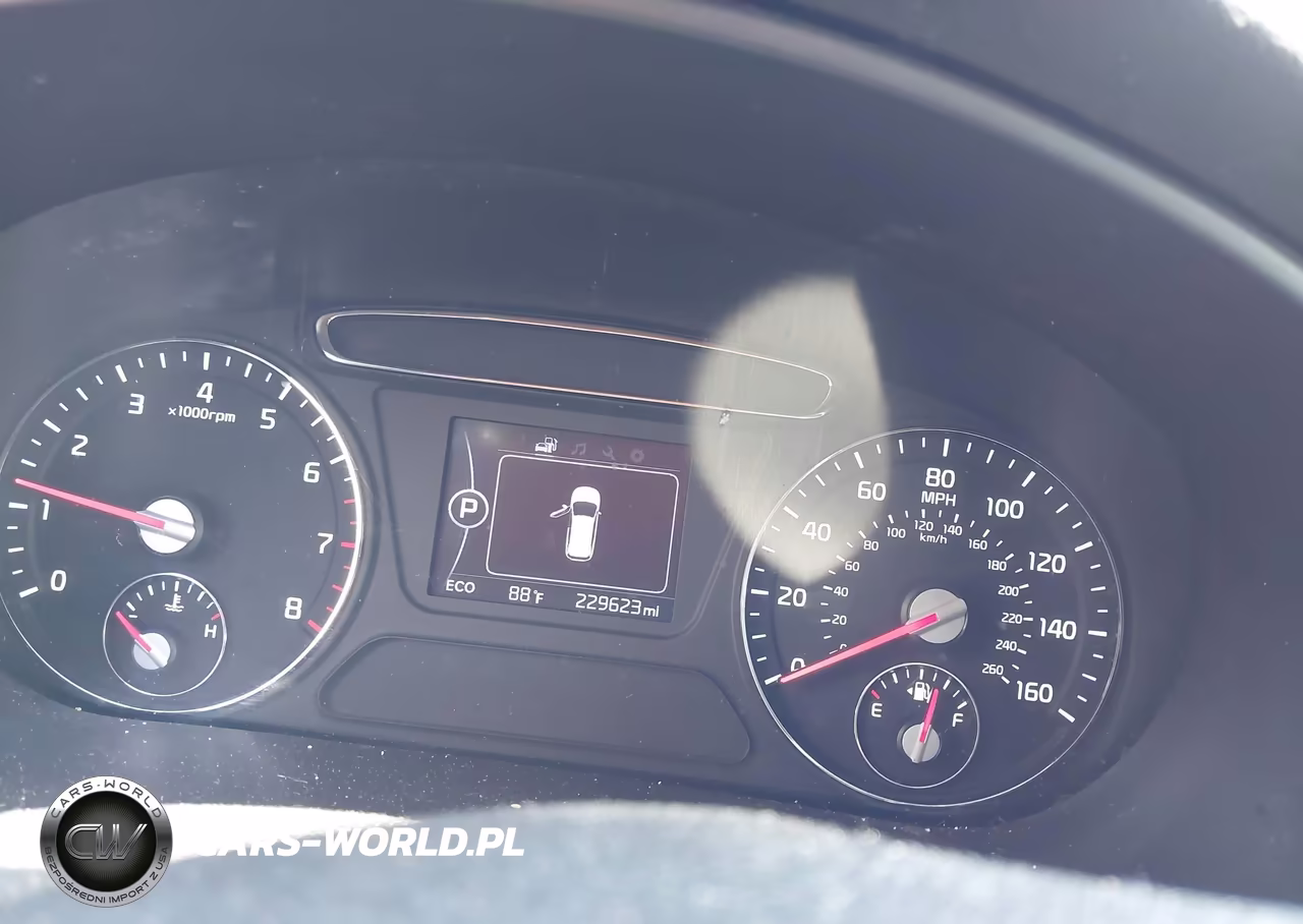2018 Kia Sorento 3.3L Lx VIN:5XYPGDA57JG407773 - 7