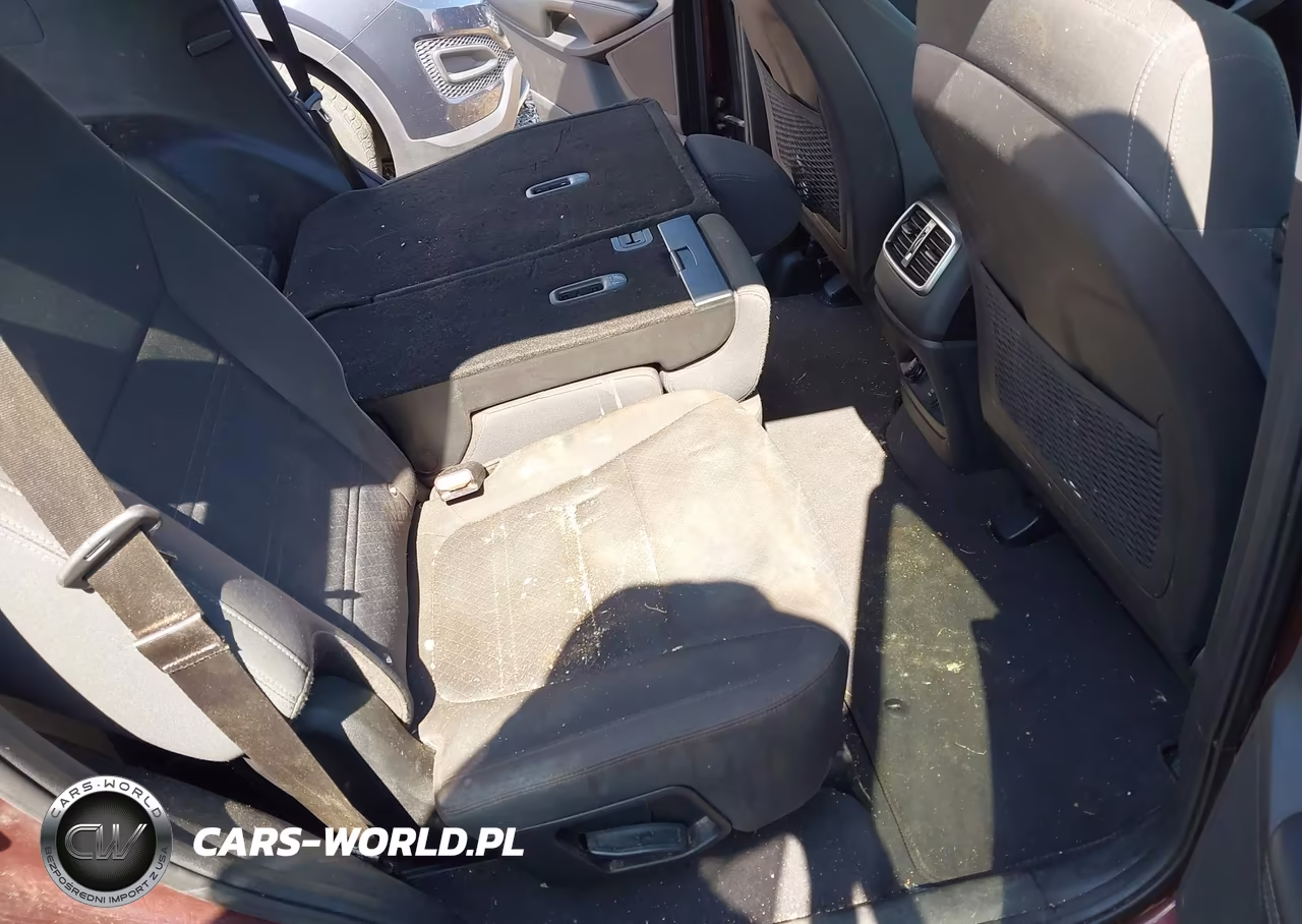 2018 Kia Sorento 3.3L Lx VIN:5XYPGDA57JG407773 - 8