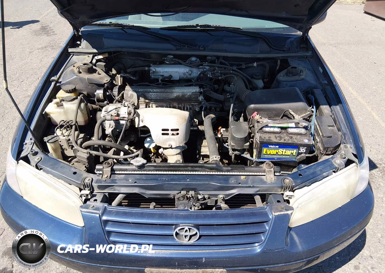 1999 Toyota Camry Le VIN:4T1BG22K5XU882084 - 10