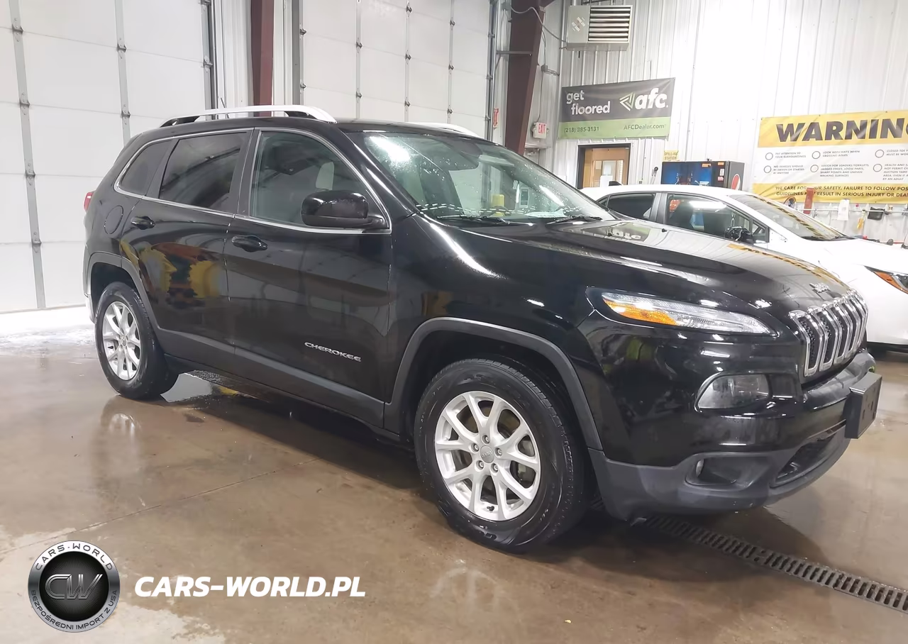 2018 Jeep Cherokee Latitude 4X4 – zdjęcie 1 z 17