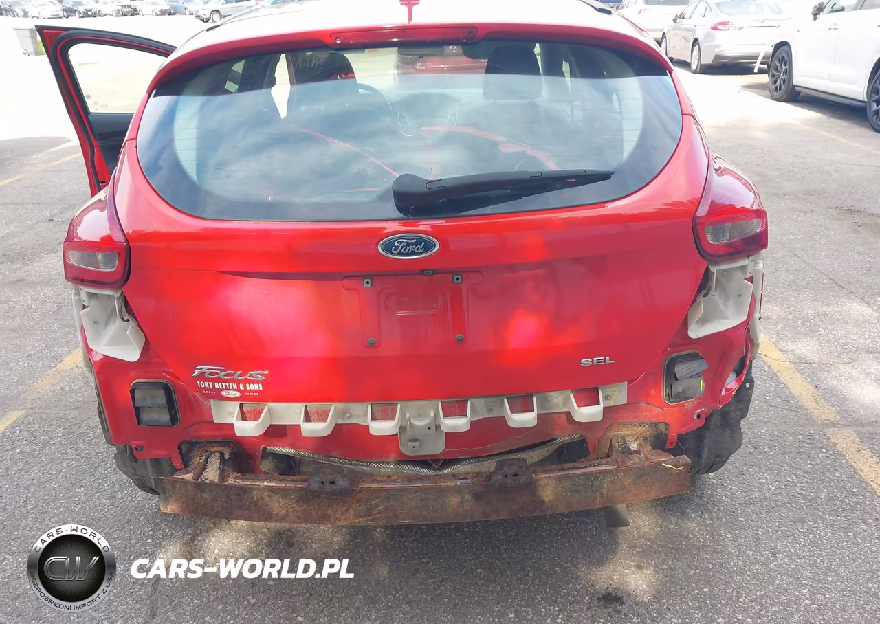 2017 Ford Focus Sel VIN:1FADP3M23HL299011 - 6