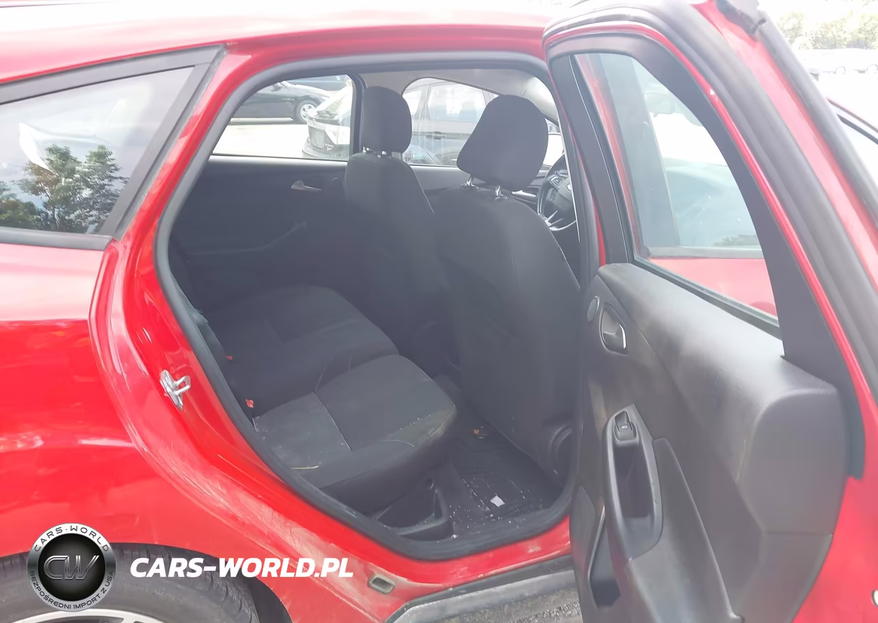 2017 Ford Focus Sel VIN:1FADP3M23HL299011 - 8