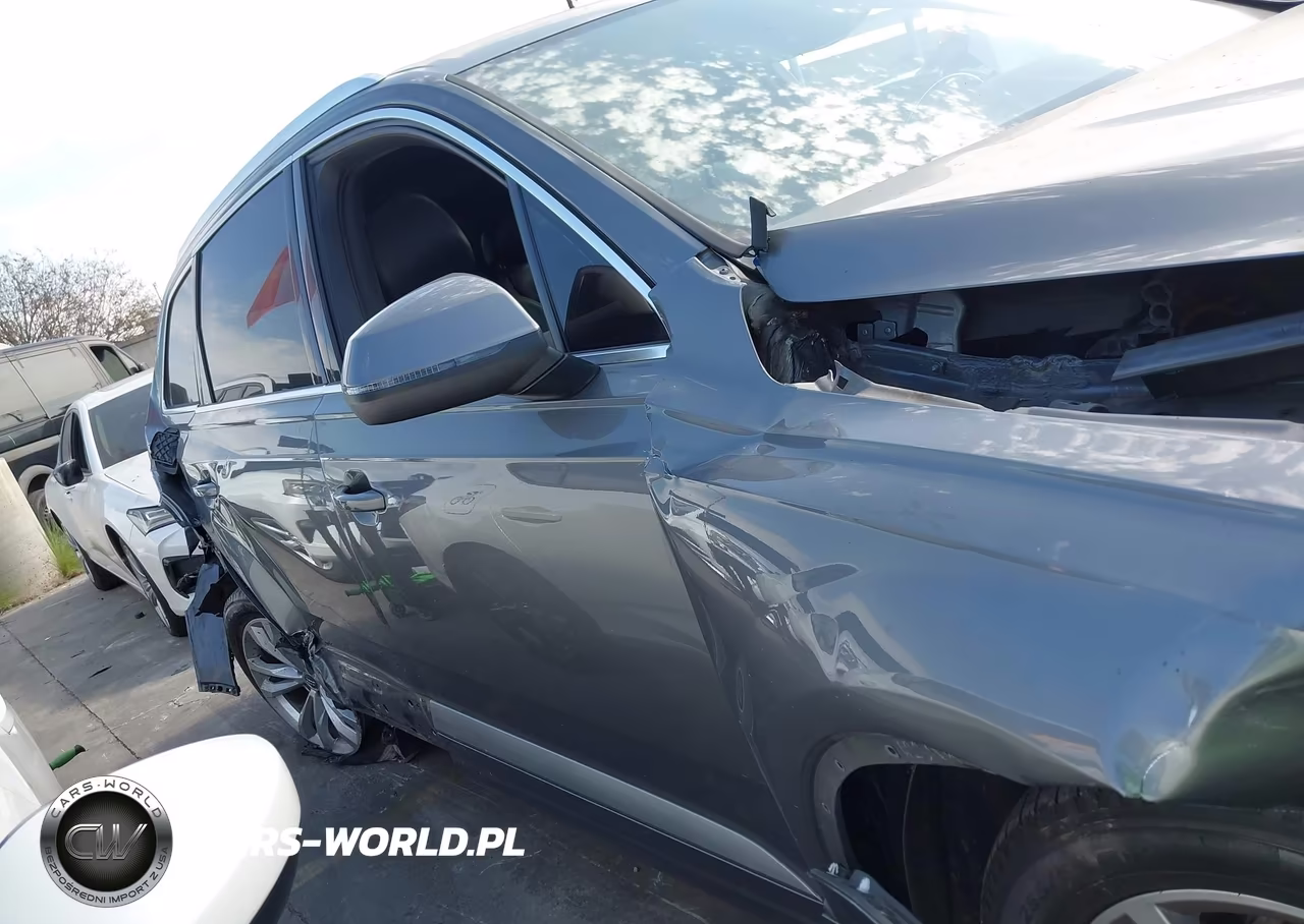 2017 Audi Q7 2.0T Premium VIN:WA1LHAF77HD052305 - 13