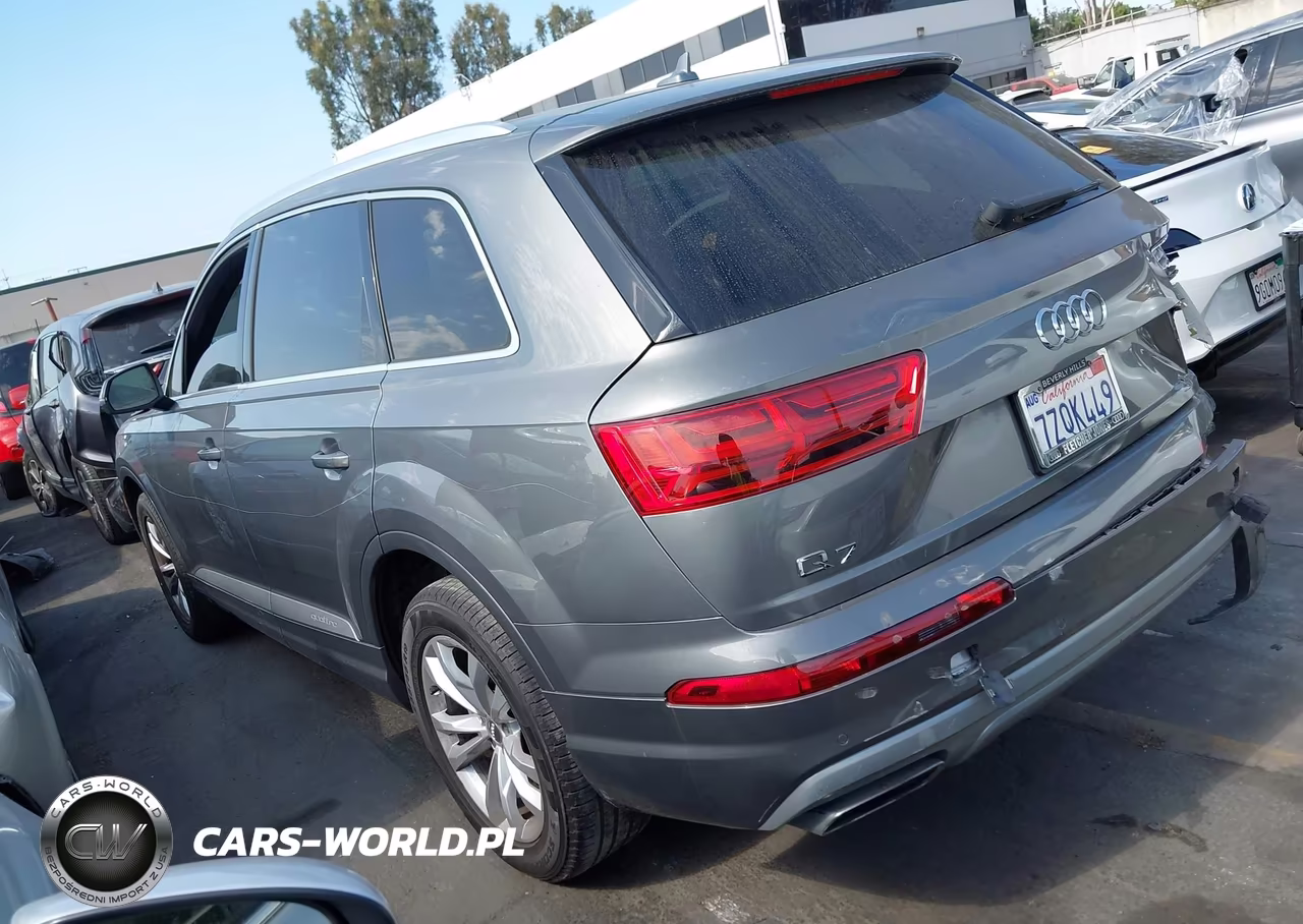 2017 Audi Q7 2.0T Premium VIN:WA1LHAF77HD052305 - 3