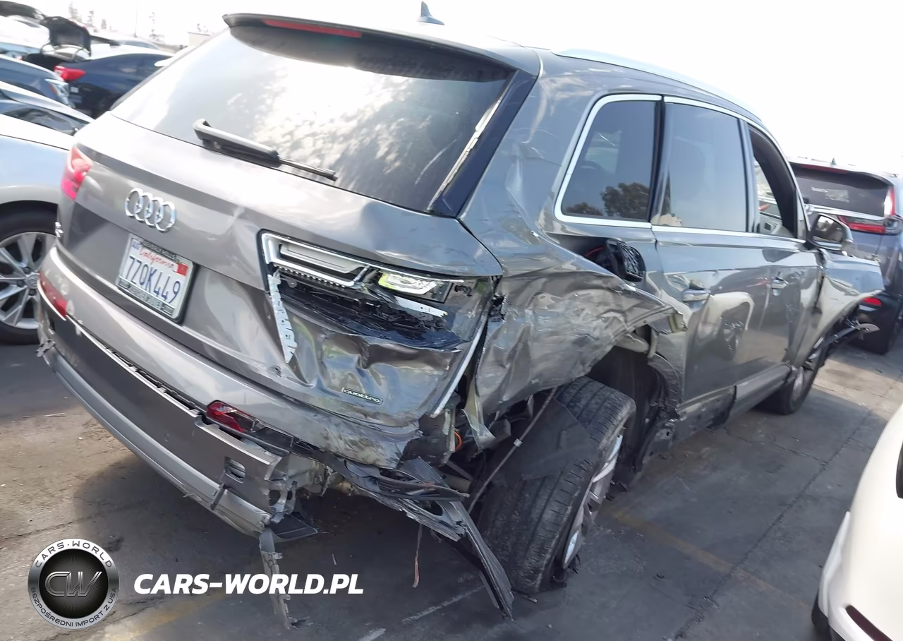 2017 Audi Q7 2.0T Premium VIN:WA1LHAF77HD052305 - 4
