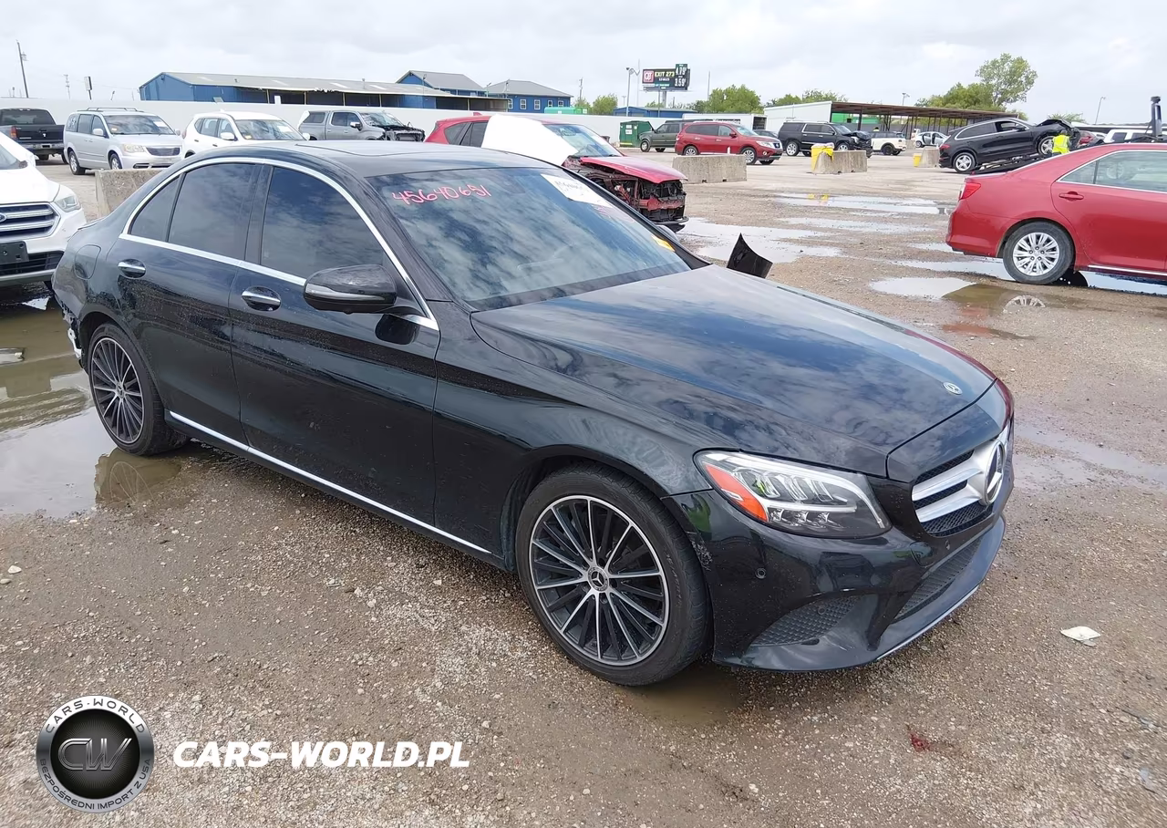 2020 Mercedes-Benz C 300