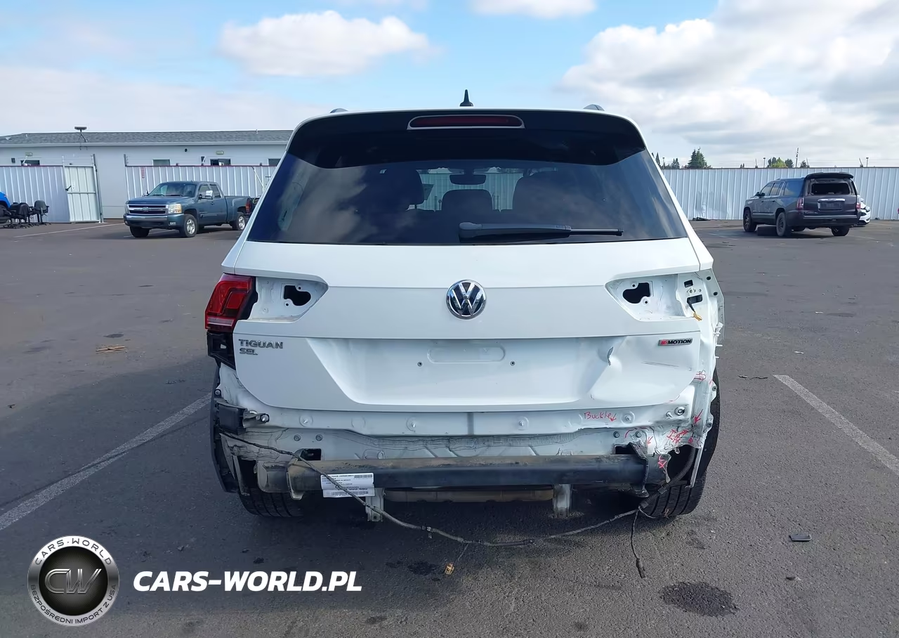 2019 Volkswagen Tiguan 2.0T Se-2.0T Sel-2.0T Sel R-Line-2.0T Sel R-Line Black VIN:3VV2B7AX6KM096208 - 17