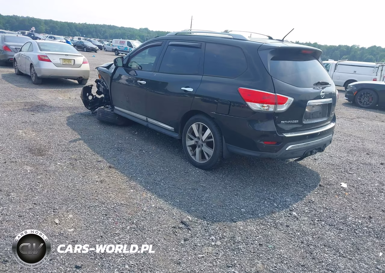 2014 Nissan Pathfinder Platinum VIN:5N1AR2MM3EC665835 - 3